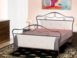 Κρεβάτι με κομψά σχέδια και μεταλλική δομή